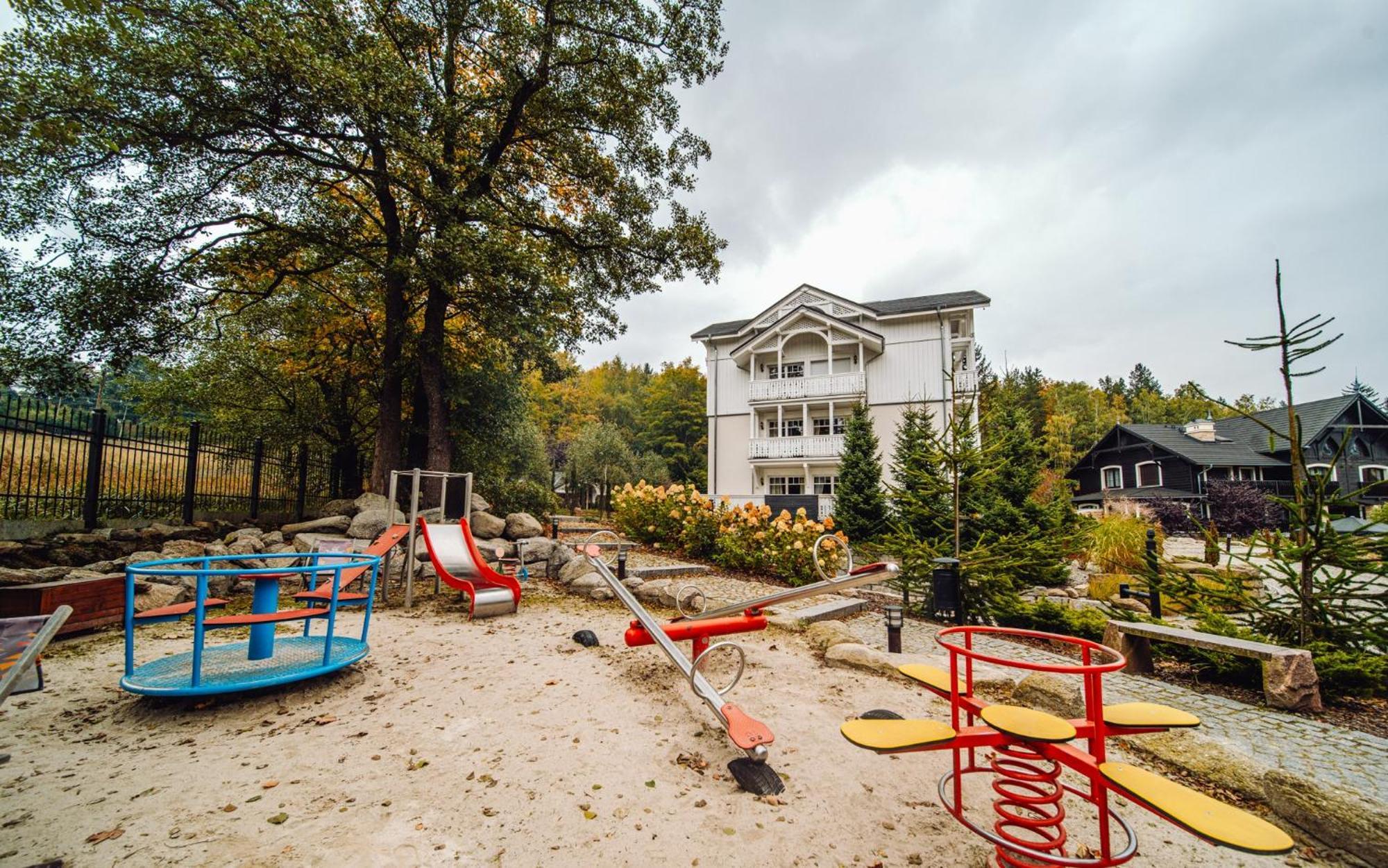 Dolina Wikingow-Apartament Suite Z Tarasem W Ogrodzie, Miejscem W Garazu I Dostepem Do Strefy Wellness Szklarska Poręba Exterior foto